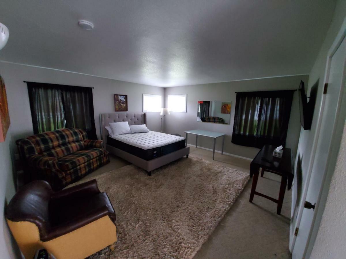 Huetter Lane Hotel ภายนอก รูปภาพ